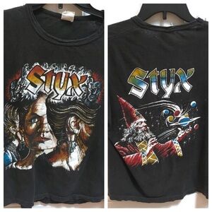Vintage 1981 Styx T-shirt Size L Band Classic Rock Wizard  Man Of Miracles Black